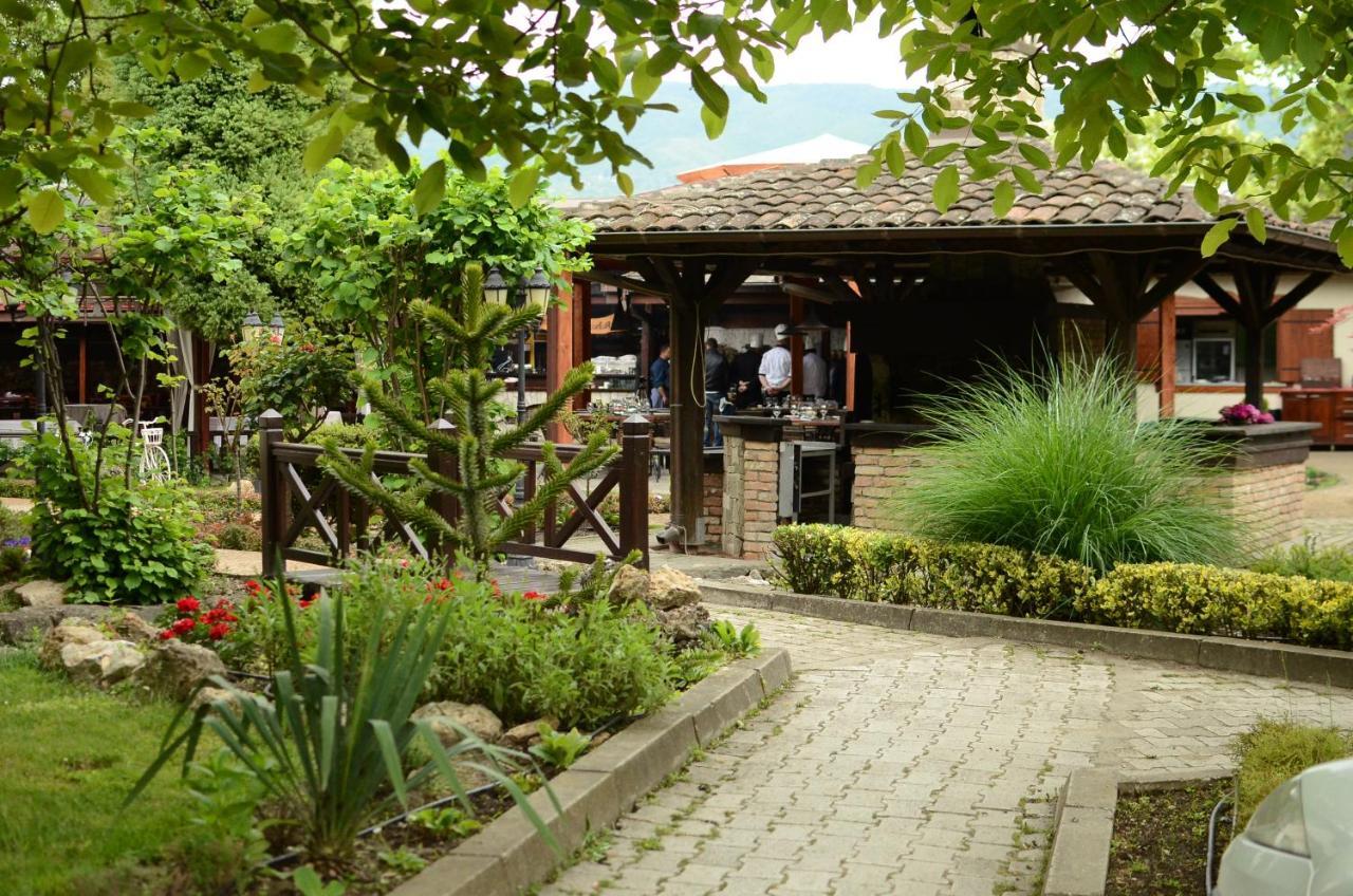 Konak Nestor Bungalows Skopje Luaran gambar